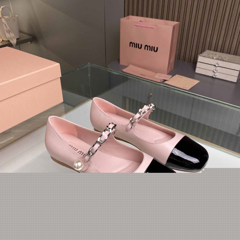 Miu Miu flat shoes